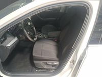 Usado Skoda Octavia Style 150 CV (110 kW) 2020 Blanco Berlina