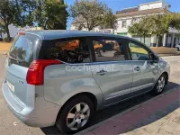 Usado Peugeot 5008 Premium 112 CV (82 kW) 2011 Azul Monovolumen