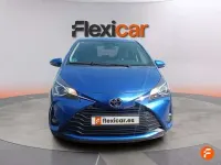 Usado Toyota Yaris Active 69 CV (50 kW) 2019 Azul Utilitario