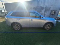 Usado Mitsubishi Outlander P-HEV 203 CV (149 kW) 2015 Gris / plata SUV