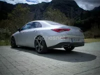 Usado Mercedes CLA180 136 CV (100 kW) 2023 Gris / plata Berlina