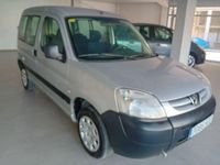 Usado Peugeot Partner Tepee Access 92 CV (67 kW) 2011 Gris / plata Monovolumen