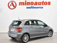 Usado Mercedes B200 140 CV (102 kW) 2009 Gris Monovolumen