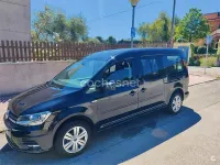 Usado VW Caddy Maxi Trendline 150 CV (110 kW) 2020 Negro Monovolumen