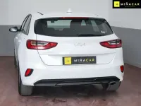 Usado Kia Ceed 101 CV (74 kW) 2022 Blanco Utilitario