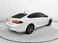 Usado Opel Insignia Edition 122 CV (89 kW) 2022 Blanco Berlina