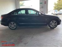 Usado Mercedes C320 Avantgarde 224 CV (164 kW) 2007 Negro Berlina