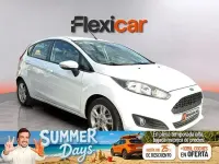 Usado Ford Fiesta Trend 75 CV (55 kW) 2017 Blanco Utilitario