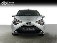 Usado Toyota Aygo X-play 72 CV (52 kW) 2021 Plata Utilitario