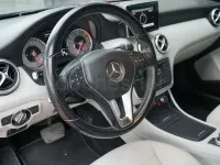 Usado Mercedes A180 Urban 109 CV (80 kW) 2013 Gris / plata Utilitario