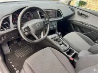Usado Seat Leon Style 130 CV (95 kW) 2019 Blanco Berlina