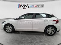 Usado Hyundai i20 100 CV (73 kW) 2021 Blanco Utilitario