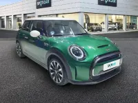 Usado Mini Cooper SE 135 kW (184 CV) 2023 Verde Utilitario
