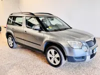 Usado Skoda Yeti Ambition 110 CV (80 kW) 2011 Gris / plata SUV