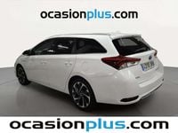 Usado Toyota Auris Hybrid Business Edition 136 CV (100 kW) 2015 Blanco Familiar