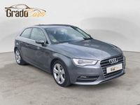 Usado Audi A3 Ambition 105 CV (77 kW) 2013 Gris / plata Berlina
