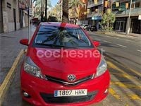 Usado Toyota Yaris Sport 90 CV (66 kW) 2011 Amarillo Utilitario