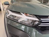 Usado Dacia Jogger Expression 110 CV (80 kW) 2024 Verde Monovolumen