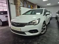 Usado Opel Astra 122 CV (89 kW) 2020 Blanco Familiar