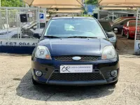Usado Ford Fiesta Ghia 90 CV (66 kW) 2008 Utilitario