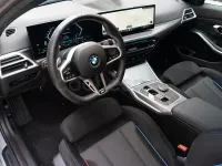 Usado BMW 318 Comfort Edition 150 CV (110 kW) 2025 Gris / plata Berlina
