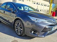 Usado Toyota Avensis Advance 143 CV (105 kW) 2015 Gris / plata Berlina