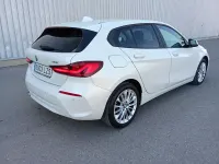 Usado BMW 118 136 CV (100 kW) 2022 Blanco Utilitario