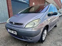 Usado Citroën Xsara Picasso 90 CV (66 kW) 2002 Gris / plata Monovolumen