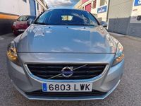Usado Volvo V40 Momentum 120 CV (88 kW) 2015 Gris / plata Berlina