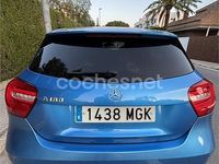 Usado Mercedes A180 Urban 122 CV (89 kW) 2014 Azul Berlina