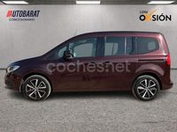 Usado Mercedes T180 116 CV (85 kW) 2023 Granate Monovolumen