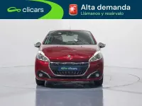 Usado Peugeot 208 Signature Sky 83 CV (61 kW) 2019 Rojo Utilitario