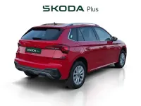 Usado Skoda Kamiq Selection 115 CV (84 kW) 2025 Rojo SUV