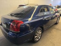 Usado Toyota Avensis Executive 150 CV (110 kW) 2005 Azul Berlina