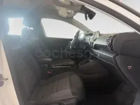 Usado Citroën C4 Feel 130 CV (95 kW) 2022 Blanco Berlina