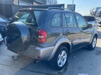 Usado Toyota RAV4 Luna 150 CV (110 kW) 2005 Gris / plata SUV