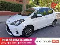 Usado Toyota Yaris Hybrid Active 100 CV (73 kW) 2019 Blanco Utilitario