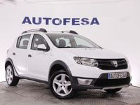 Usado Dacia Sandero Stepway 90 CV (66 kW) 2017 Blanco Utilitario