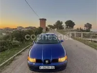 Usado Seat Toledo Stella 110 CV (80 kW) 1999 Azul Berlina