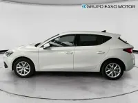 Usado Seat Leon Reference 110 CV (80 kW) 2022 Blanco Utilitario