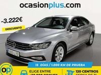 Usado VW Passat Business 122 CV (89 kW) 2022 Plateado Familiar