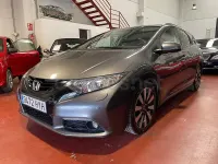 Usado Honda Civic Executive 120 CV (88 kW) 2014 Gris / plata Familiar