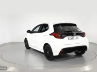 Usado Toyota Yaris Style 116 CV (85 kW) 2022 Blanco Utilitario