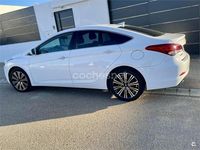Usado Hyundai i40 141 CV (103 kW) 2018 Blanco Berlina