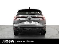 Usado Renault Austral Techno 158 CV (116 kW) 2024 Gris / plata SUV