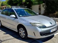 Usado Renault Laguna III Expression 110 CV (80 kW) 2010 Gris / plata Berlina