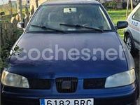 Usado Seat Ibiza Stella 90 CV (66 kW) 2001 Azul Berlina