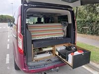 Usado Ford Tourneo Titanium 155 CV (114 kW) 2015 Violeta / lila Monovolumen