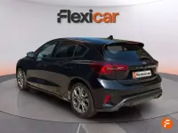Usado Ford Focus ST-Line 125 CV (91 kW) 2023 Negro Berlina