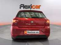 Usado Seat Ibiza Style 110 CV (80 kW) 2021 Rojo Utilitario